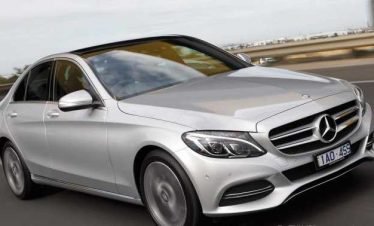 MERCEDES-BENZ C 200 o similar – desde 185 US$/día